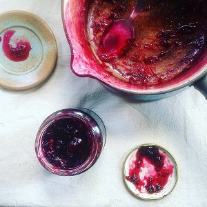 Made_In_Hackney's tweet photo. Still some tickets left for our exciting 'VIP Series' Preserving masterclass on Sat 7 July with @rivercottage preserving teacher Rachel @dethample. Learn all about #preserving #bottling, #infusing, #drying, #fermenting, #pickling and #jamwithoutsugar! https://t.co/8etOAXpmvk https://t.co/x7Kwi4Z6i4