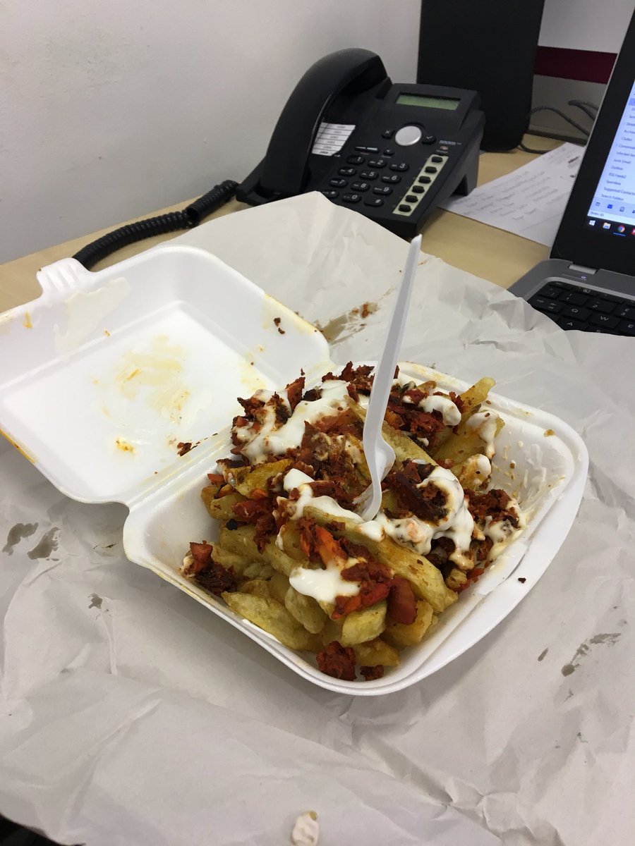 IamDrayner's tweet photo. The Boss is away... the boys will play @downesy1975 #badlunch https://t.co/SC8RrhApmc