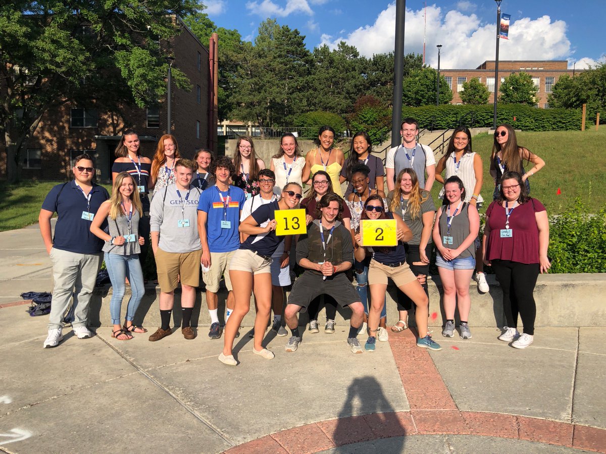 OLs Kaitlyn and Megan with their session 2 students! #Geneseo2022