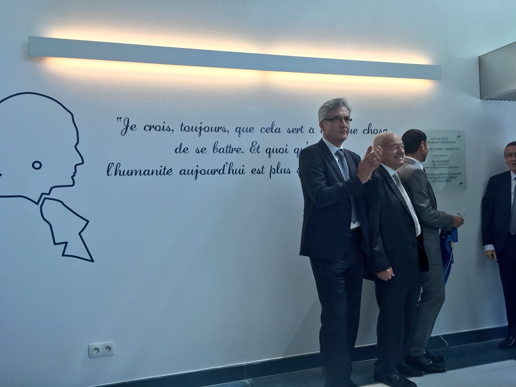 villecannes's tweet photo. 🔴 En direct de #Cannes
@davidlisnard baptise ce vendredi matin l’hôpital de Cannes du nom de #SimoneVeil, ministre de la #Santé, rescapée des camps nazis, figure emblématique de la libération de la femme, première présidente du @Europarl_FR, immortelle de l’#AcademieFrançaise... https://t.co/oKnthkpAht