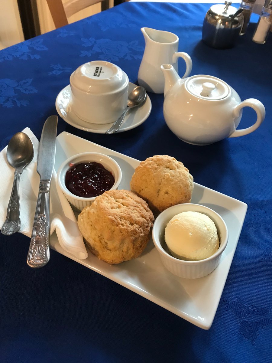 wellhousefowey's tweet photo. Happy National Cream Tea day everyone! Homemade scones with @Roddas_Cream - yum! #jamfirst https://t.co/Ah0510CoZz