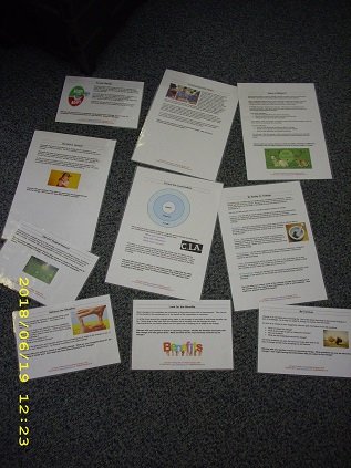 UpFrontTraining's tweet photo. Have some strategies up your sleeve to help staff adapt to change.  Sell the benefits of change, explain the rational behind it, get people talking to each other so they feel involved, answer their questions and show some support and empathy.  What works for your team? https://t.co/6frsFGj0XE