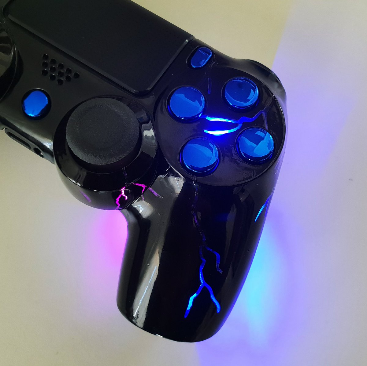 space ps4 controller