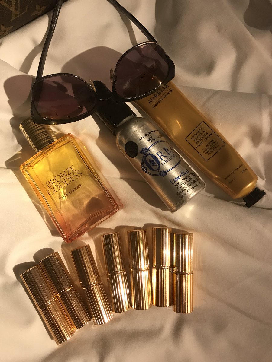 gsmsc50's tweet photo. Daytime essentials @beautystableuk #orbagelinsectrepellant @aureliaskincare #aromaticrepairbrightenhandcream @esteelauder #bronzegoddessskinscent @ctilburymakeup #whichlipstickshouldiweartoday @louisvuitton #whichbag #sunglasses #gritgraceandgratitude #livethelifeyouworkedhardfor https://t.co/KLym09g17m