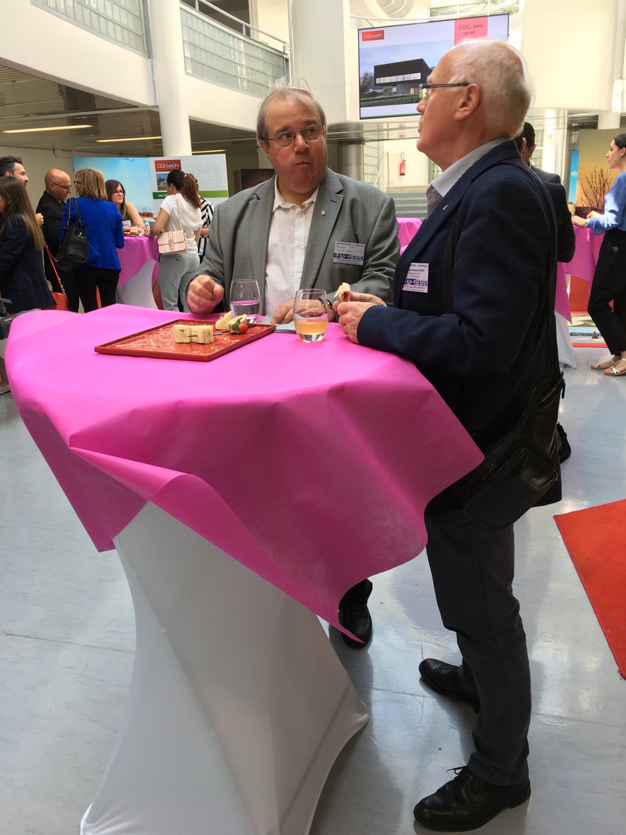 CCI_Moselle's tweet image. Les échanges se poursuivent autour d&apos;une collation avant une visite du #ceatech Metz.#chambredecommerceluxembourg