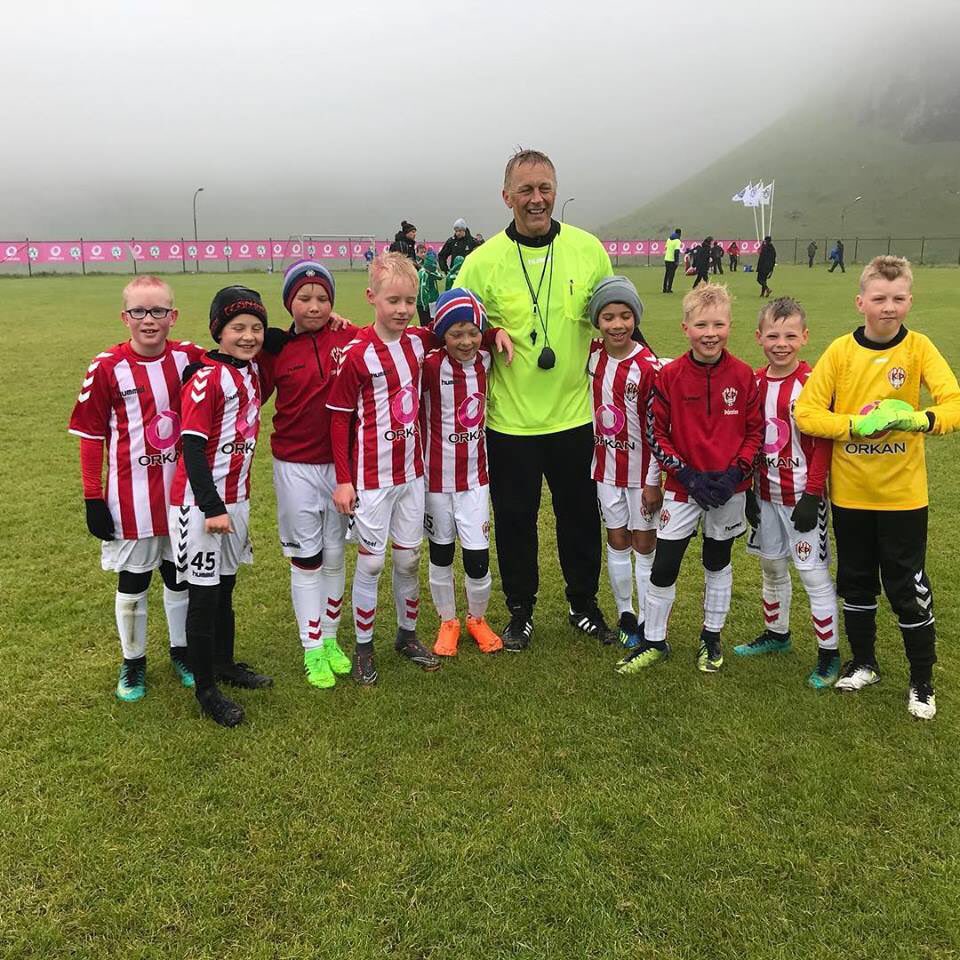 💪 Fresh from the <a href="/FIFAWorldCup/">FIFA World Cup</a>  our manager, Heimir Hallgrímsson, is refereeing at a huge youth football tournament in his home town of Vestmannaeyjar.

#fyririsland