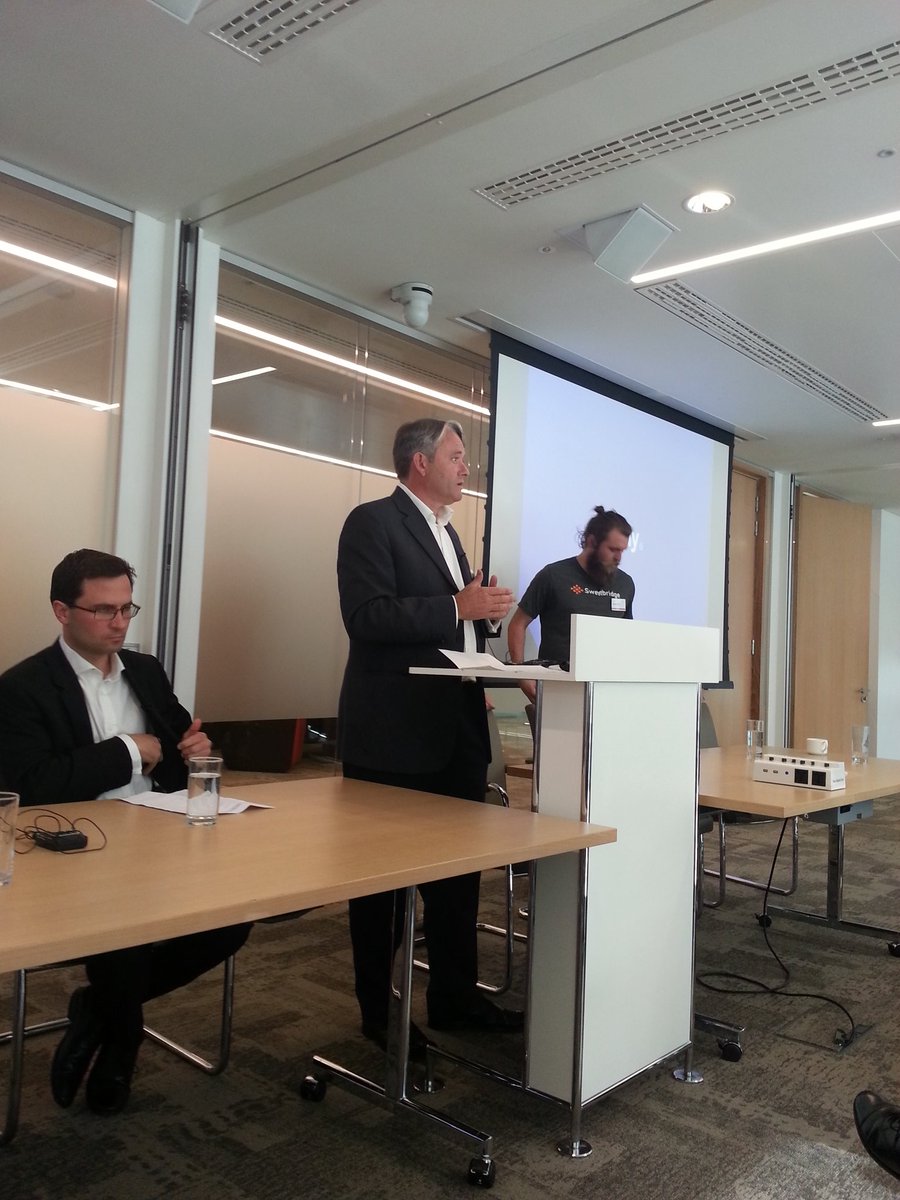 TheKeybox's tweet image. @jonnyfry175 @cmsgroup #TeamBlockchain #blockchain - ICO Masterclass - &quot;...More and more institutions are coming into this space...&quot; #4IR @WEF4IR