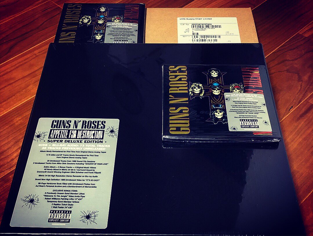 KsVacation's tweet photo. They are just arivved !!! 
#gnr #AppetiteForDestruction #SuperDeluxeEdition #DeluxeEdition #ForViewing #Forstorage https://t.co/oSLt2qxYIP