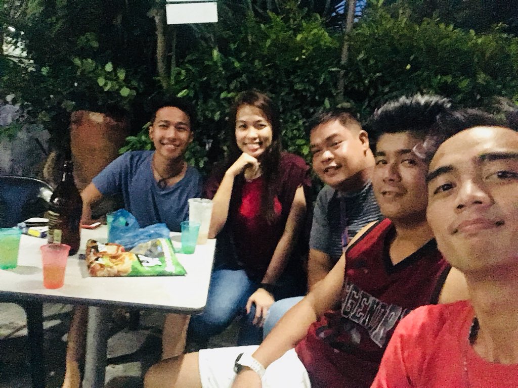 Aalexaa20's tweet image. #TGIF
#OFTB
@jeffrey25344981 @danny04925668 @JC0122557184