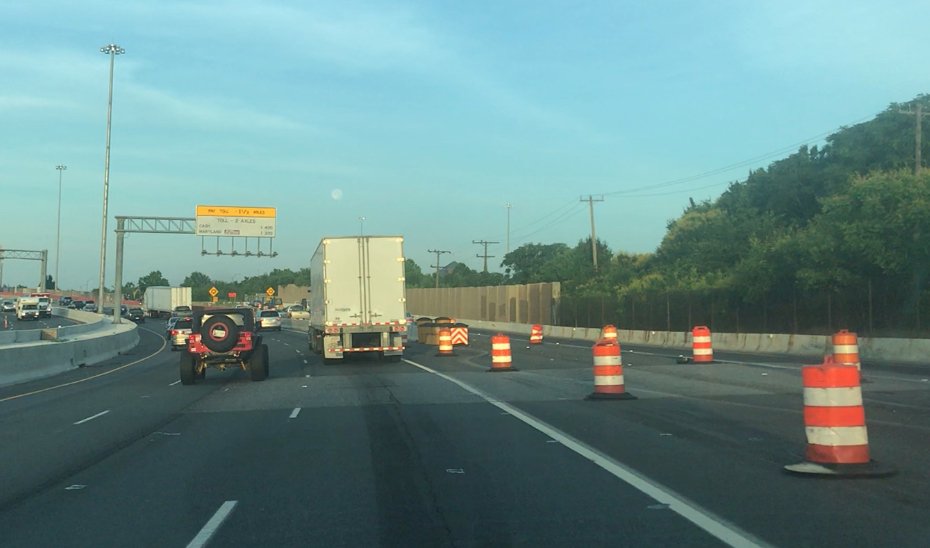 TheMDTA's tweet image. When approaching a work zone stay on high alert! Slow down and obey posted speed limits. Keep a safe distance between your vehicle and the vehicle ahead of you. #SaferWorkZones