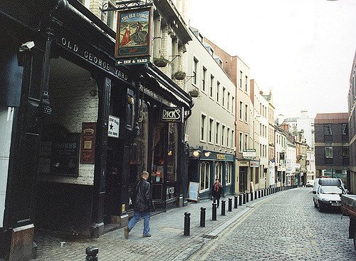 NewcastleVaults's tweet image. Discreetly tucked away in #Newcastle City Centre, #NewcastleVaults is in a prime location to ensure that no one need know why you are visiting our premises.
Your #privacy and #security are our top concerns.
Why not call 0191 249 4789 to arrange a tour?