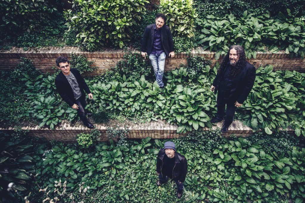 Il ritorno degli storici Twenty Four Hours con il video-single Adrian studentinerba.wordpress.com/2018/06/29/il-…