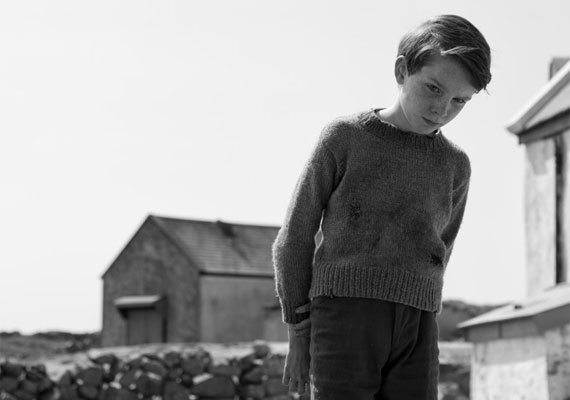 BjorkbackaHannu's tweet photo. SONG OF GRANITE (Pat Collins 2017) ⭐️⭐️⭐️⭐️ #MSFF2018 #Sodankylä
The mysterious life and great voice of folk legend Joe Heanye. Glorious singing! Glorious black and white! There are some slack moments in the middle, but the childhood and old age sections are very good. https://t.co/5U4GvKHoUo