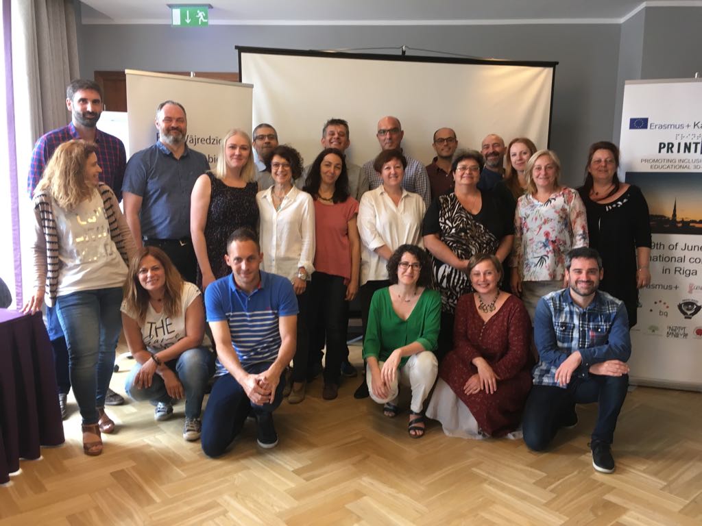 cmillanbe's tweet photo. #Print3DProject Riga meeting group photo https://t.co/KmhLO1yJtC