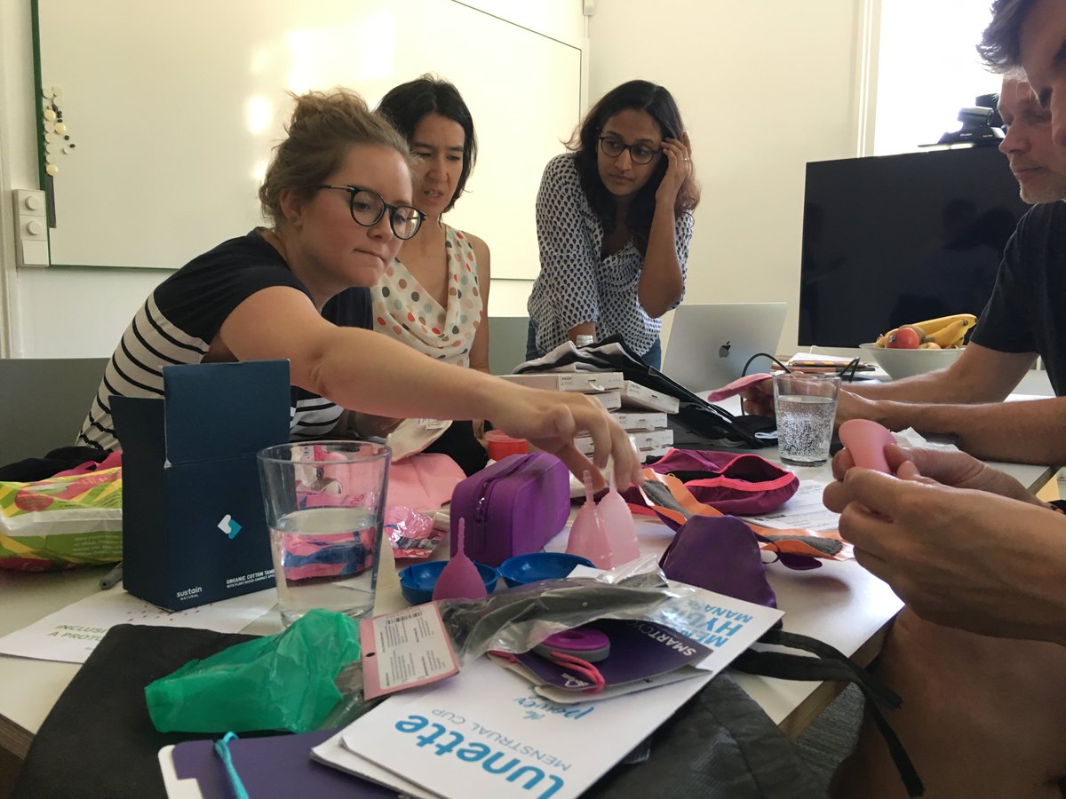 byVeryday's tweet image. A volunteering day to prototype solutions aimed at improve #menstraulhealth in Nepal in real time connection with Nepal! @caseforher @PSIimpact @gaellelgd @DianaAfricanoC #menstrualtaboo #designforinclusion #equality