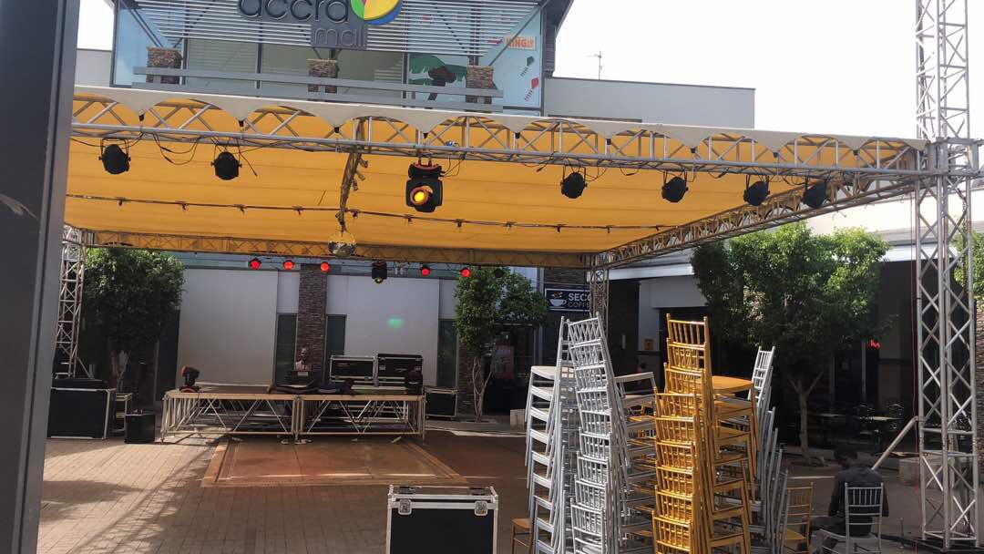 ARKeventgh's tweet photo. YFM @ 10 SET-UP AT THE ACCRA MALL. #Trusses & #stretchTents โบ๏ธ ๐ #RentWithArk https://t.co/OUN53QG7eI