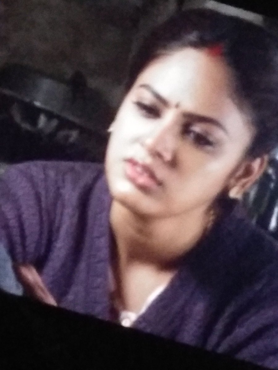 Manimadurai0505's tweet photo. Short and Cute performance done by @Nanditasweta 👌 #CaringMom 😘
#Pavithra too 😥👌👌 https://t.co/OrhnkIuypj