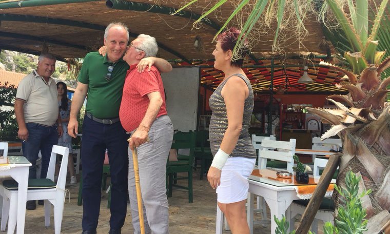 cumhuriyetgzt1's tweet photo. Muharrem İnce ortaya çıktı: İşte ilk fotoğraflar
https://t.co/rLgN7Lsi6f https://t.co/OCu7wxpRZY