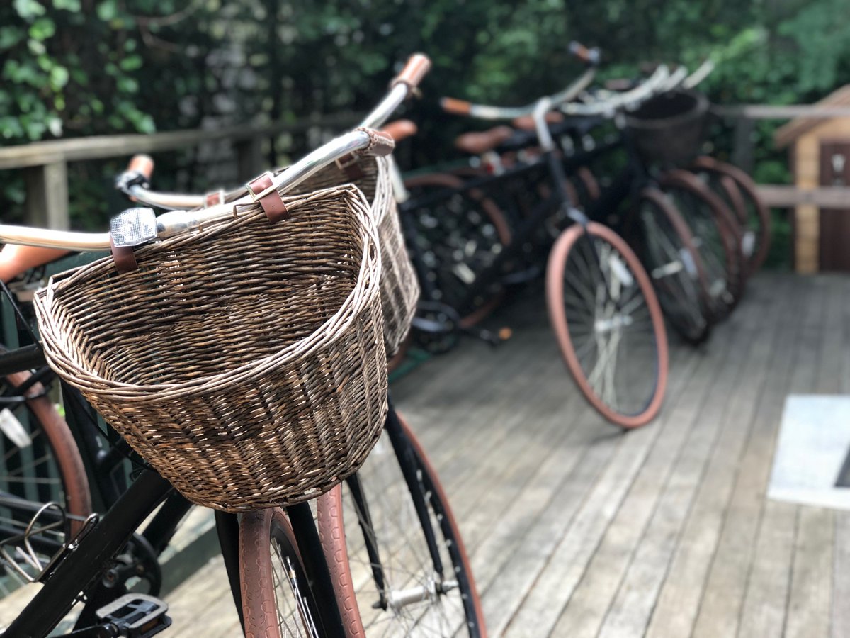 Feel like going for a spin around the island? Take advantage of these complementary bikes when you stay with us! #IslandLife #Nantucket #ACK #Explore #NewEngland