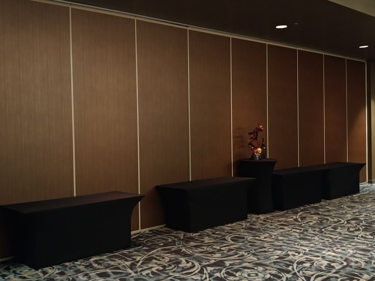 cpdistributors's tweet image. Thanks to our @cpdistributors #installation department in #calgary for sending in these beautiful #operable #walls we #installed at the @HotelArtsYYC