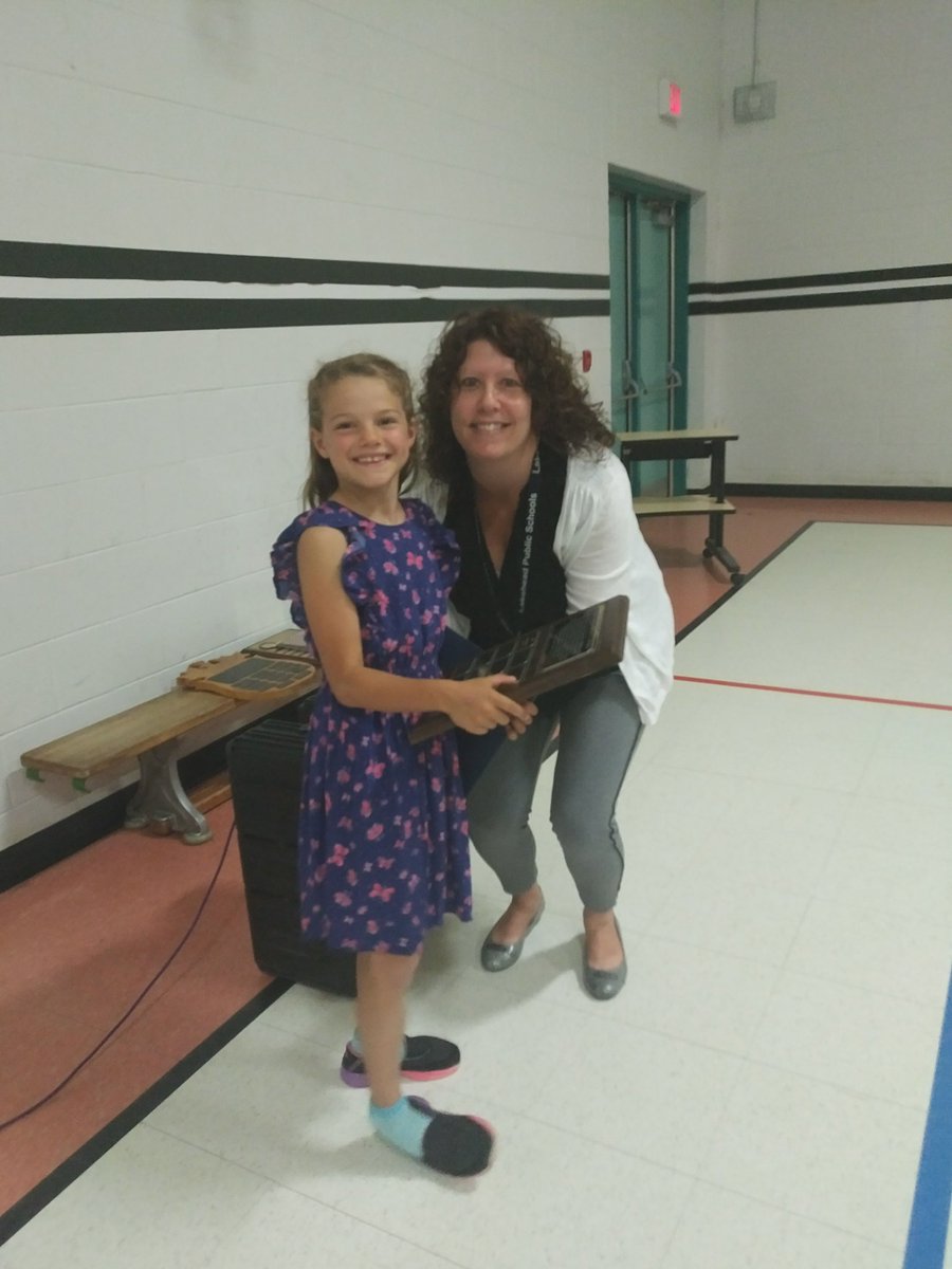 valleycentralps's tweet image. Grade 3 Maureen Desimone award winner Lillie Gillies publishes another article in the Oliver Paipoonge times! Keeping the community informed about Valley!  @LakeheadSchools #LPStb #writing