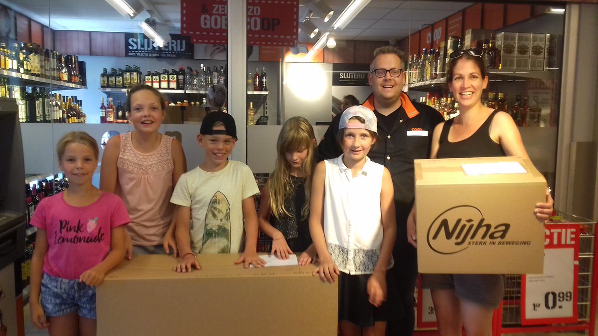 Vandaag mooi spelmateriaal van de doekoe actie door Coop Luttenberg op mogen halen! Dank hier gaat goed mee gespeeld worden!