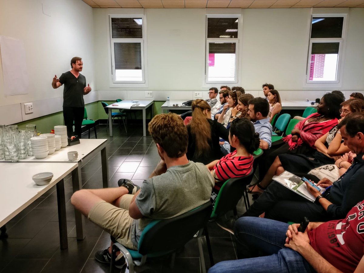 YesEuropeLab's tweet photo. Today, we have learnt how to diagnose (don't worry, confusion is part of the process). Tomorrow, we'll learn how to connect and build our public narratives to act. #YesEuropeLab #TheLabSegovia2018 https://t.co/ETm8jicfrs