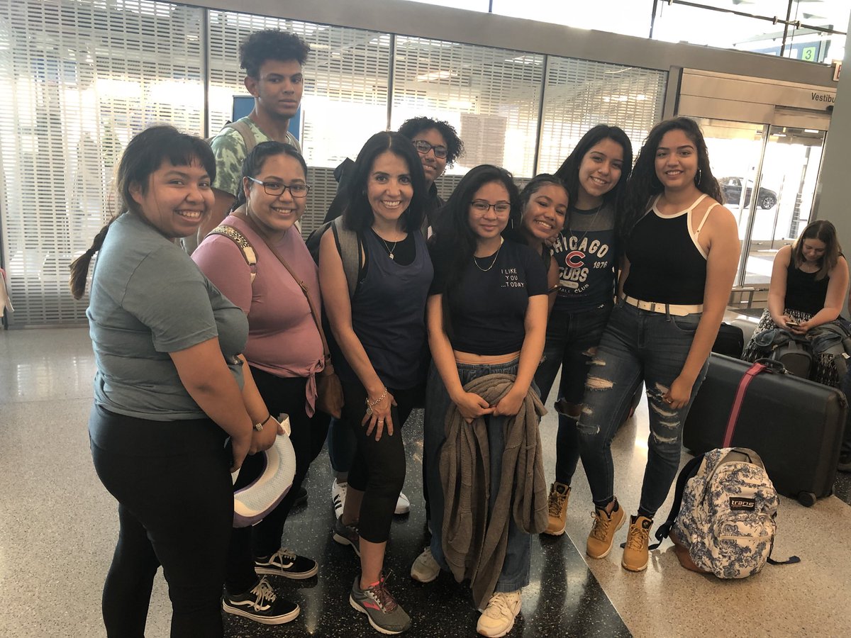 Traveling ✔️getting to airport on time ✔️Ms. Leon bumping into former students, priceless. They are on their way to Scotland to work with a partner theater company! Enjoy and Safe flight everyone! <a href="/aptpchicago/">Albany Park Theater</a> <a href="/LoveAlbanyPark/">AlbanyParkNeighbors</a> #APMAPride