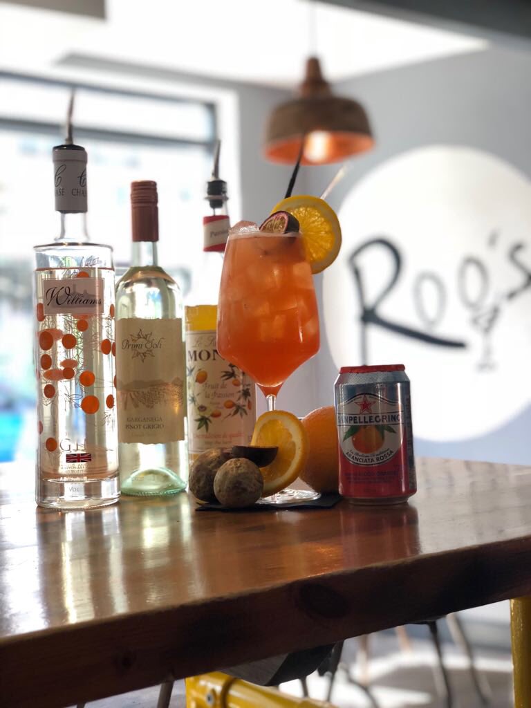 Roo's Cocktail Bar and Grill tweet media