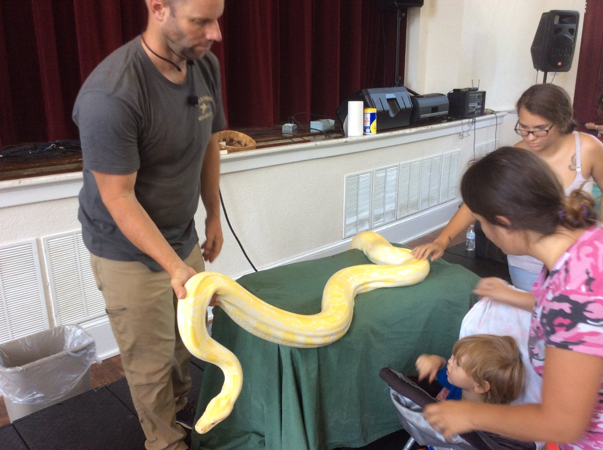 mcpl1965's tweet photo. Nope...not at all fond of the albino burmese python...not really a fan of snakes anyway... #SummerReading #montgomerycountypubliclibraries #montgomerycountync #sandhillregionallibrary #publiclibrariesrock #publiclibrariesareawesome https://t.co/QsSFw9lhHo