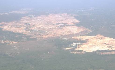 8. This is aerial view of salem magnasite , hundreds of acres of forest land have been destroyed for this magnasite, several villages destroyed, complete rape of salem forest. Courtesy both DMK & ADMK. Now these very ppl DMK in particular talking about environment is funny indeed