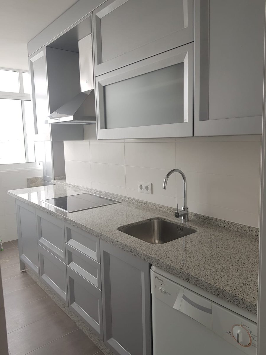 Elenko_Cocinas's tweet photo. 🔝😊

#encanto #elenko #elenkococinas #cocinas #cádiz #claridad #blanco #gris #estilo #moderno https://t.co/jpQjCzusRp