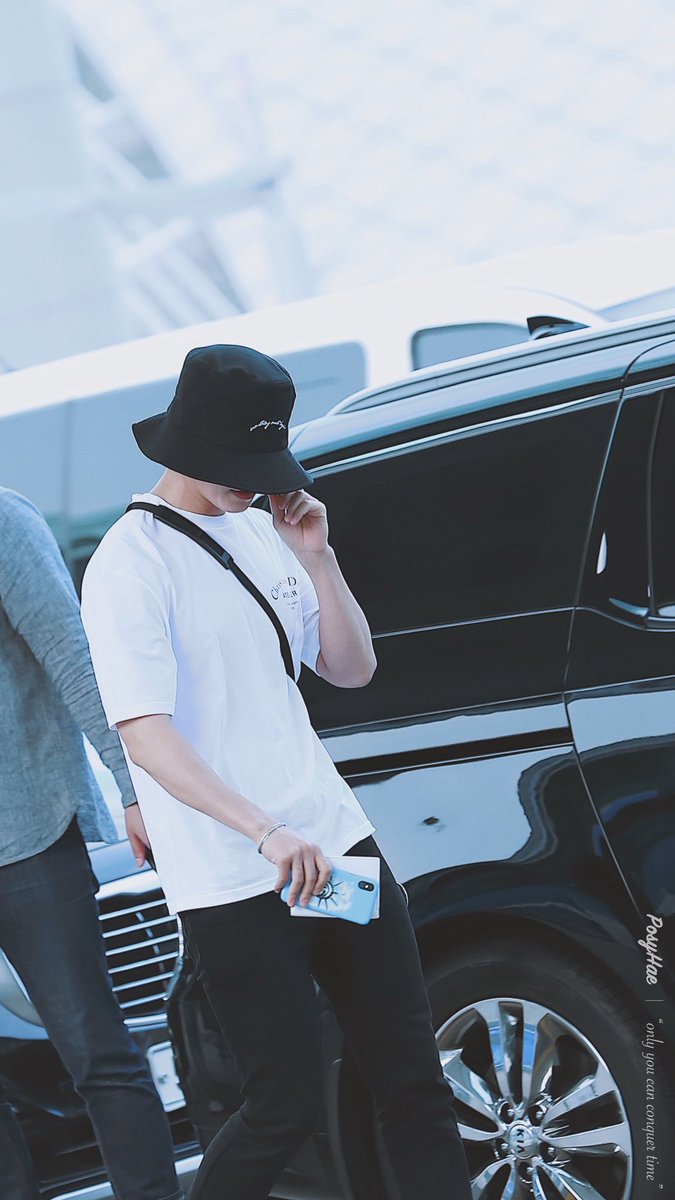 PosyHae's tweet photo. 180629 ICN 출국

#SuperJunior #leedonghae #Donghae #동해 #이동해

🙈 https://t.co/dfCAgy6Qec