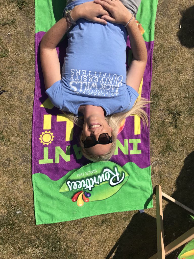 LouiseReid96's tweet image. Whatever way... it’s Rowntrees! #rowntreeslolliday 🤪