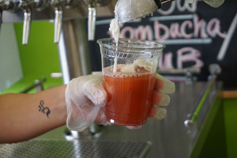 Bulkitfoods's tweet photo. Come in out of the heat today and enjoy a #KombuchaFloat! 🍧 You pick the #Kombucha flavor 🍉 and we drop in a scoop of our store made, #organic and #vegan, vanilla ice cream. These are SO GOOD and refreshing, too!!! 👅 
#oldtownlenexa #lenexa #kc #getinoutoftheheat https://t.co/bDUYmGUeyd