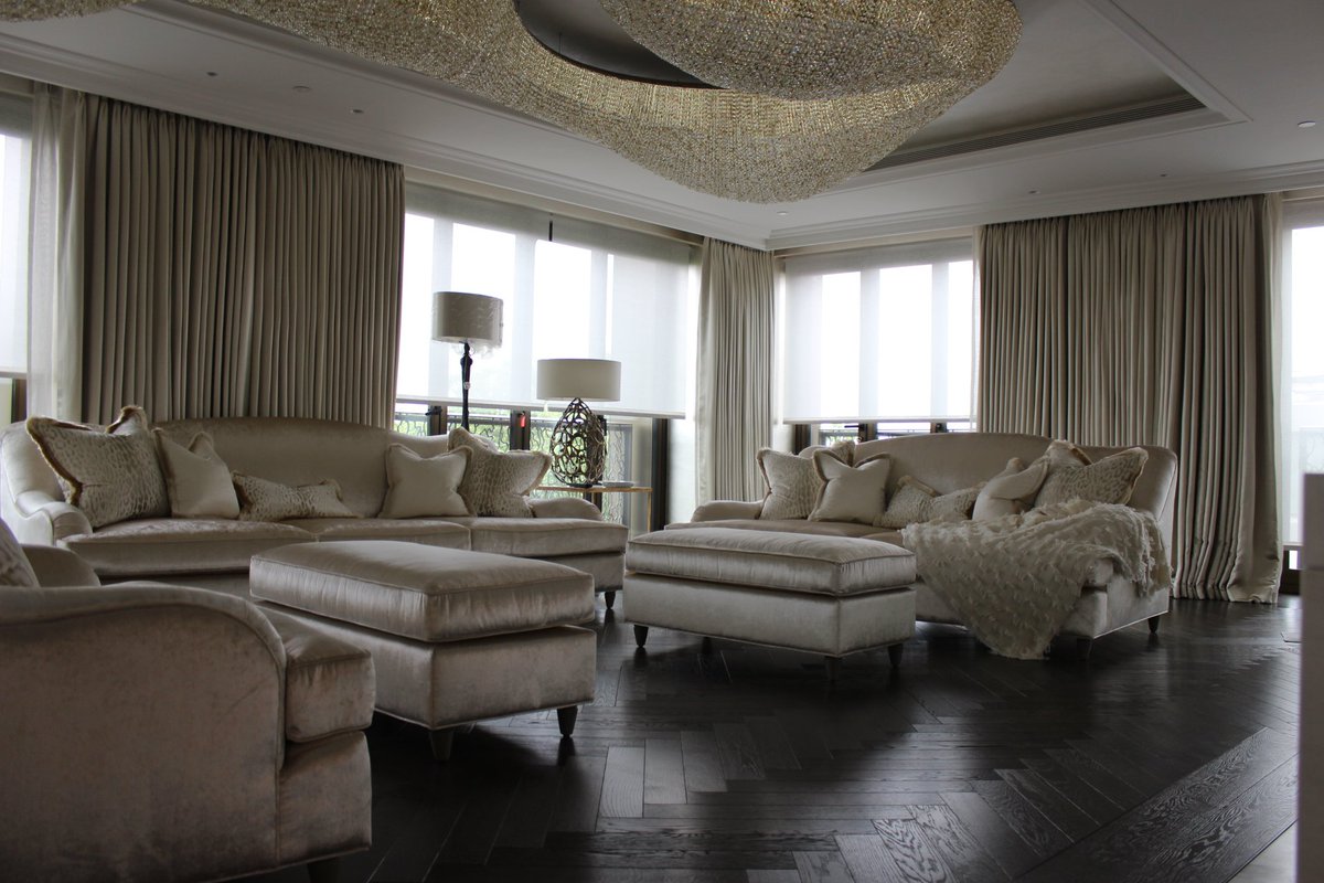HittOak's tweet photo. A recently completed project in Clarges Street, Mayfair. This stunning holiday house has everything you could ever wish for: italian silk sofas, Swarovski crystal chandeliers, views over Green Park and of course flooring from Hitt Oak. https://t.co/6YXlUiWBcI
