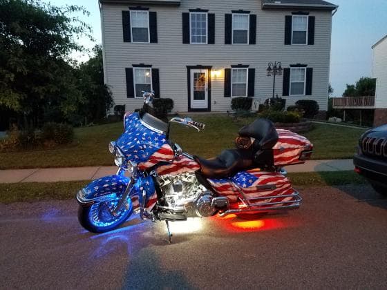 CustomDynamics's tweet photo. Every heart beats true 'neath the Red, White and Blue! The 2009 Ultra Classic is a nod to Old Glory in Red, White and Blue Stingerz! If this bike doesn’t make you say ‘MERICA then nothing will! #CustomDynamics #Stingerz #EVERYTHINGtoLightUpYourRide #USA #MERICA #HarleyDavidson https://t.co/Rae8Ad0deo