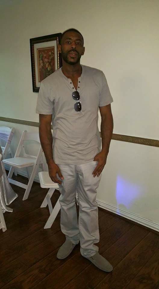 _Monta_'s tweet image. I can’t even hear “look out lil cuzz, where you at” Torrie talk to me dawg!! I need to hear your voice and that fucked up laugh! Rest Easy cousin!!