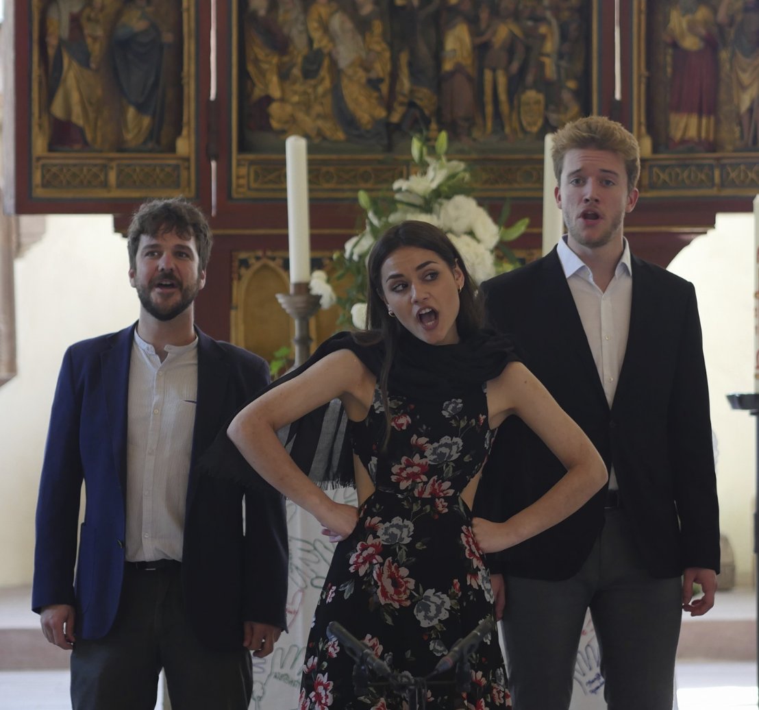 ¡Acabamos de llegar a #Madrid y ya estamos preparados para darlo todo mañana en nuestro concierto en #ClásicosEnVerano! ¡Os esperamos en Manzanares El Real mañana a las 21.00 horas! <a href="/ComunidadMadrid/">Comunidad de Madrid</a> <a href="/_pepemompean/">Pepe Mompeán</a> <a href="/Madrid_Cultura/">Madrid Cultura</a> <a href="/CulturaRM_/">Cultura Región de Murcia</a> <a href="/miriamguard/">Miriam Guardiola</a> #earlymusic #MúsicaAntigua