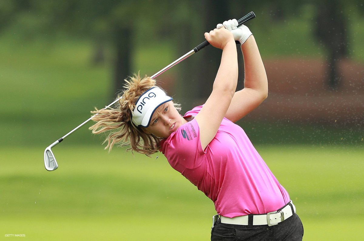 cpkcwomensopen's tweet photo. Canadian rock star! 👩🏼‍🎤🤟🏼⛳️

@BrookeHenderson sits 1 back through 18 holes at the @KPMGWomensPGA 

📰 https://t.co/fT6yfXKN1f https://t.co/FG1qXCnneP