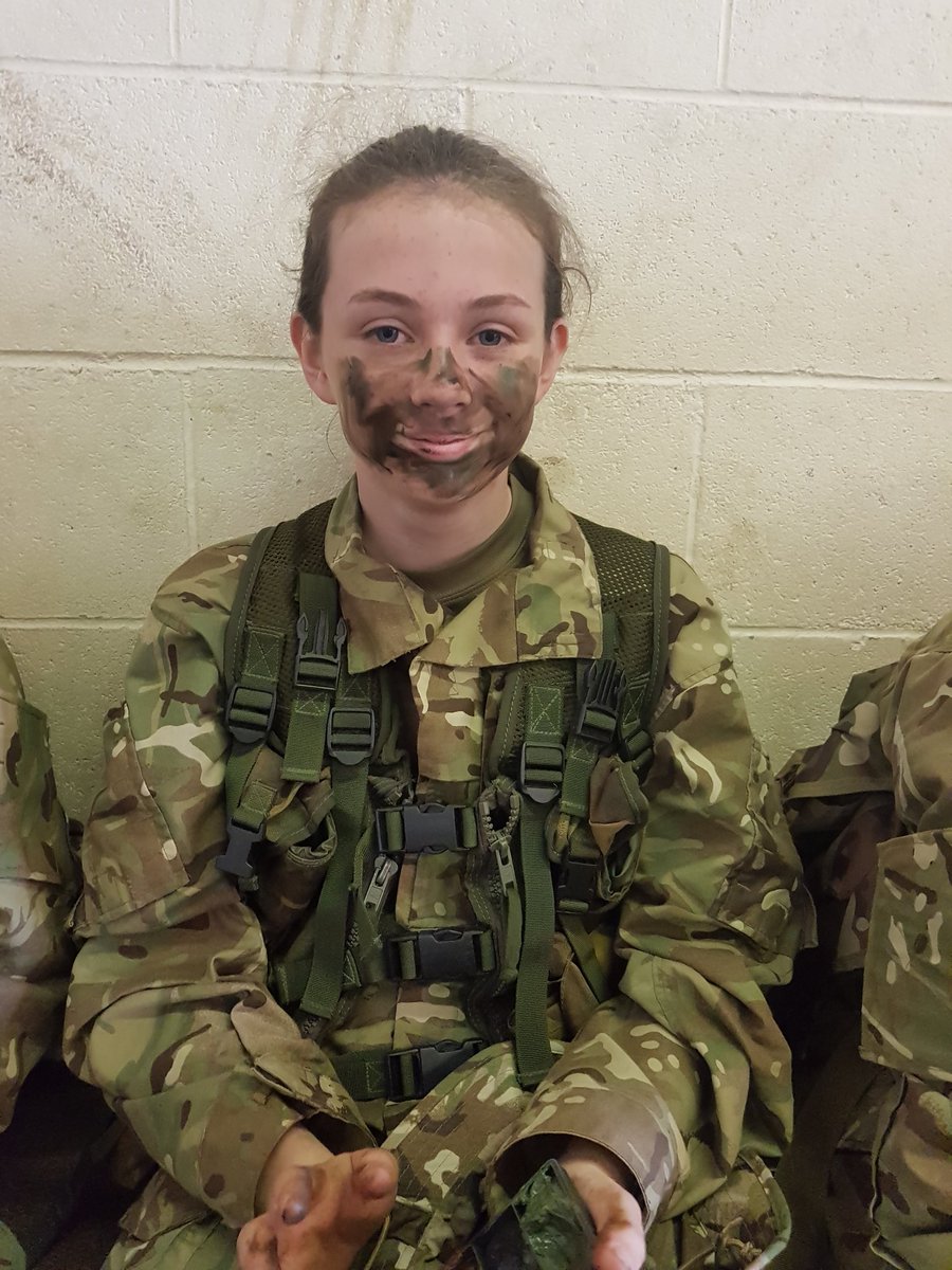 AgsCcf's tweet photo. Think we may need a lesson on how to apply camo cream. https://t.co/iF4wkN2fc6