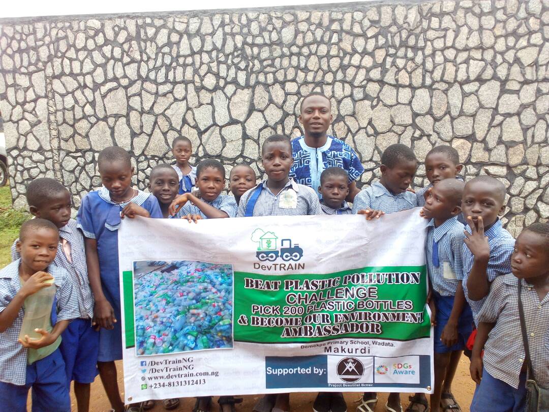 DevTrainNg's tweet photo. It was an amazing turn out at LGEA Demekpe Wadata Makurdi were 163 pupils had increased knowledge on how to promote #EnvironmentalActions in the #BeatPlasticPollutionChallenge
@ClimateWed @SustyVibes @UNEnvironment @AgroNatureNig @FMEnvng @ChanjaDattiLtd @environewsng @EU_ENV https://t.co/1CHhi60Xqc