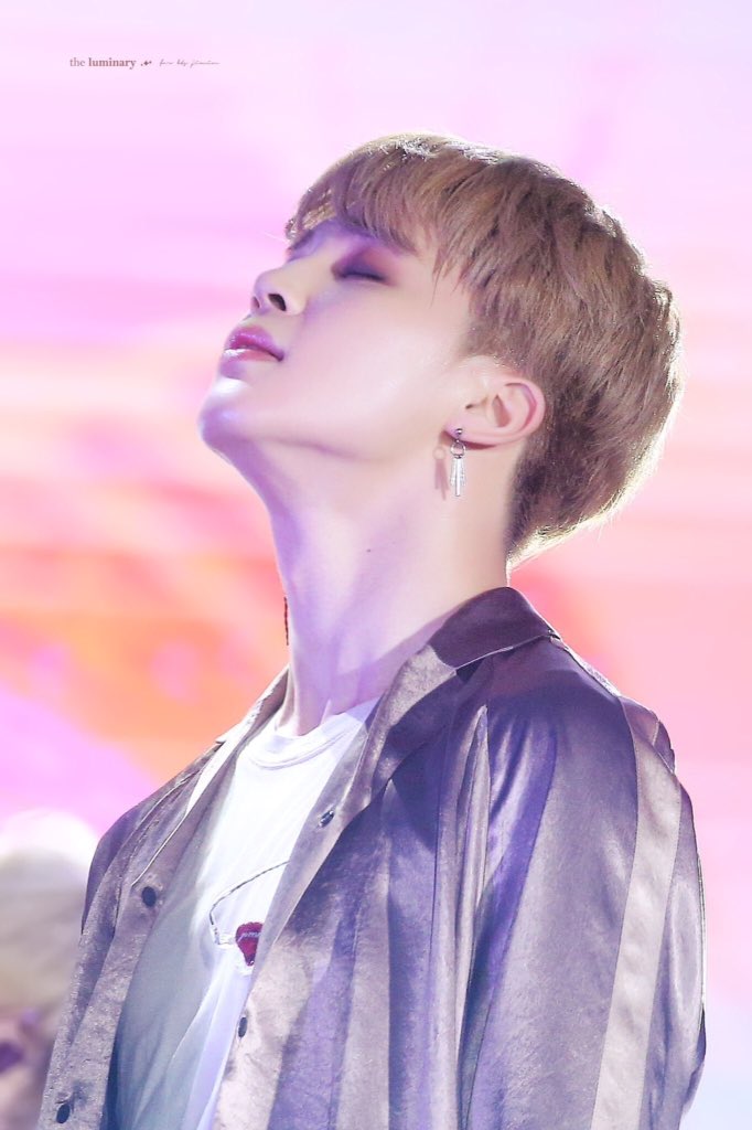 dazzlingmin's tweet photo. 001.

 ★·.·´¯`·.·★ ʙᴀʙʏ ɪ ʟᴏᴠᴇ ʏᴏᴜ ᴅᴀɴɢᴇʀᴏᴜsʟʏ ★·.·´¯`·.·★

#TeenChoice #ChoiceFandom #BTSARMY @BTS_twt https://t.co/zImJkzaa46