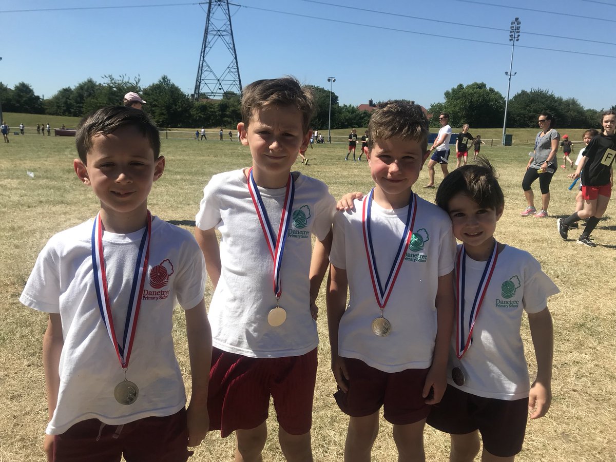 danetreeschool's tweet photo. 4 x 60m Boys Year 3 Relay team 🥈🎉 https://t.co/yd4CFnLk5R