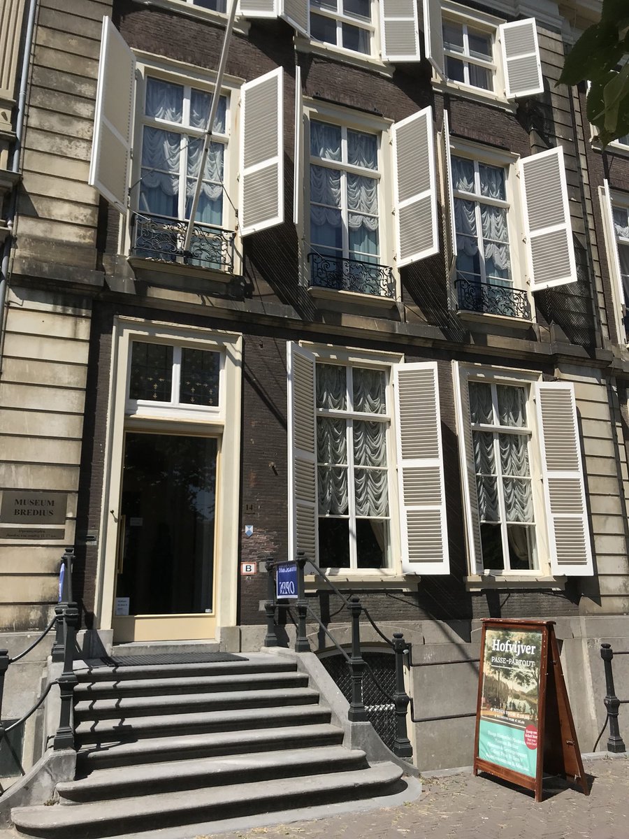 arjenuijterlind's tweet photo. Beautiful small museums: Masters of the #Dutch Golden Age from the Bredius collection are presented in an original homely atmosphere, in a Louis XV style house at Lange Vijverberg in the historic center of The Hague. #CulturalHeritage #museum https://t.co/WxWAzycPKp