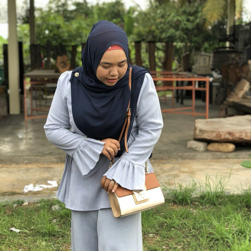 eyraothman's tweet photo. #NewProfilePic https://t.co/L3OPQeETjG