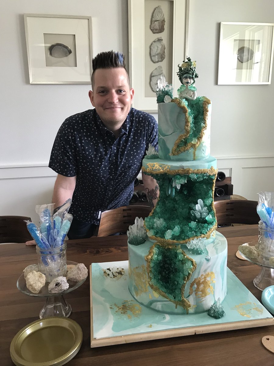 James, a bakery tweet media