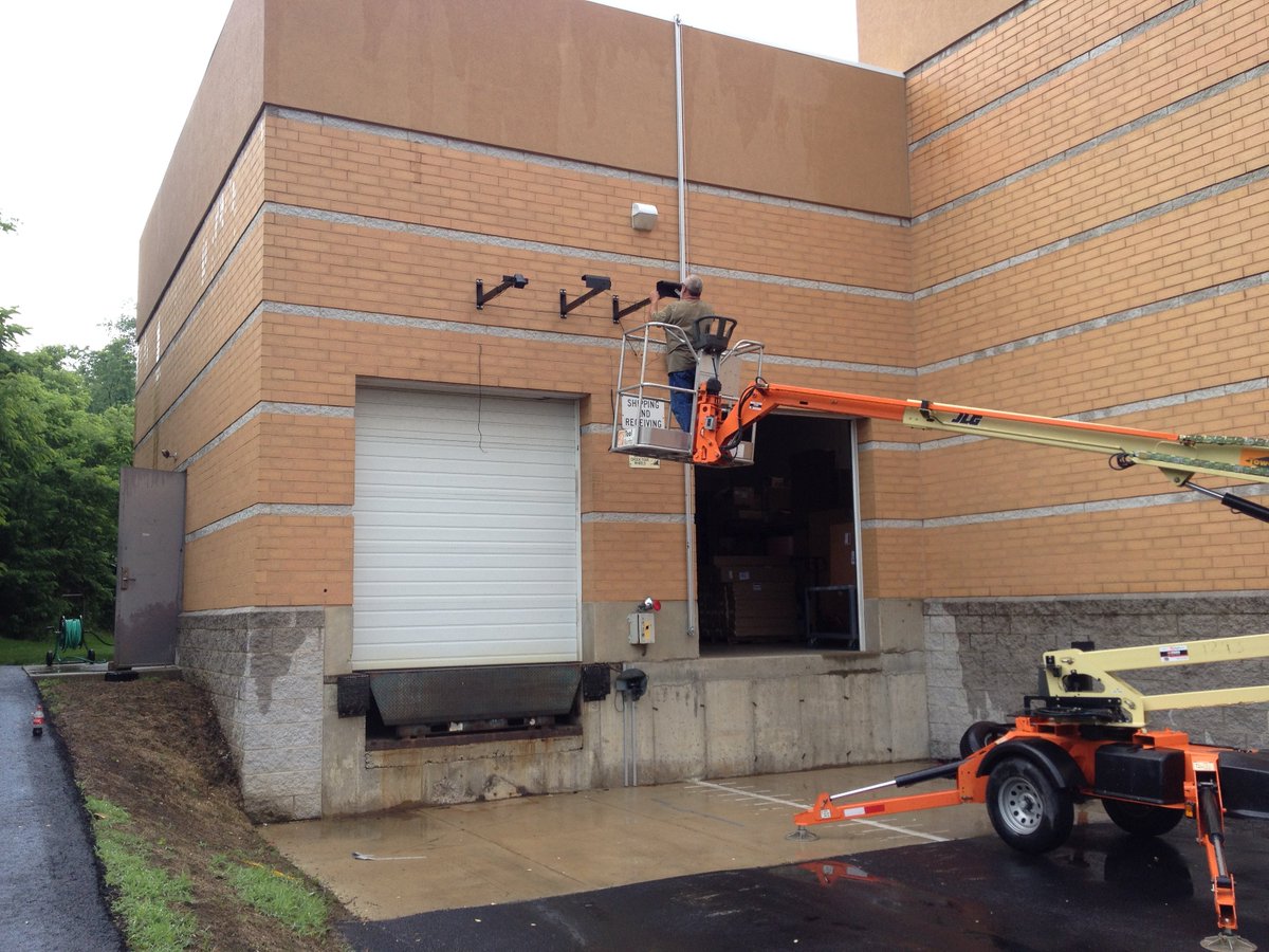 beasensors's tweet photo. Not all heroes wear capes. Some need a boom lift. On June 29, #SuperTechDay, BEA thanks its “SUPER” technical team for their insight, support and service. #internationaldoorassociation https://t.co/HmqEchMmPU
