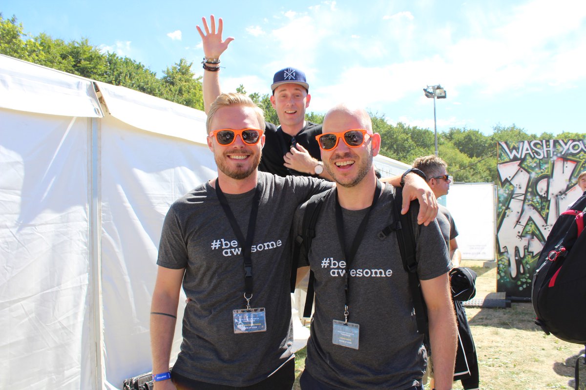 House of Code (@house_of_code) on Twitter photo God sommerferie fra alle os <a href="/House_of_Code/">House of Code</a>! Vi tager hul på ferien med en tur på @Tinderbox_dk med <a href="/technologydk/">Technology Denmark</a> og 50 ambitiøse IT-talenter, på jagt efter drømmejobbet #beawesome
*Husk at House of Code holder åbent hele sommeren #vielskerapps
#bureaubiz #apps #dktech #digidk God sommerferie fra alle os <a href="/House_of_Code/">House of Code</a>! Vi tager hul på ferien med en tur på @Tinderbox_dk med <a href="/technologydk/">Technology Denmark</a> og 50 ambitiøse IT-talenter, på jagt efter drømmejobbet #beawesome
*Husk at House of Code holder åbent hele sommeren #vielskerapps
#bureaubiz #apps #dktech #digidk