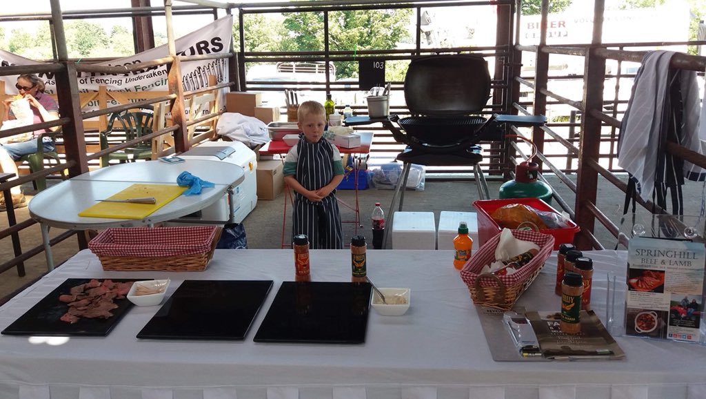 springhillyorks's tweet photo. We’re giving away some scrumptious and SUPER fresh #FREE #Dexter #Beef samples right now at @leyburn_mart Centenary Celebrations. 

Come and see us and treat yourself - Luke is ready and raring to serve you all...
#supportlocal #farmfresh #leyburn #Yorkshire #Wensleydale https://t.co/W1CLgsU6bS